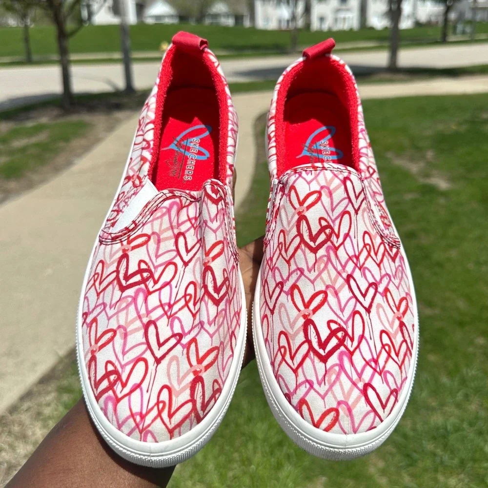 Skechers x JGoldcrown Poppy Drippin Love Women's‎ Slip On Sneakers Size 8 Red